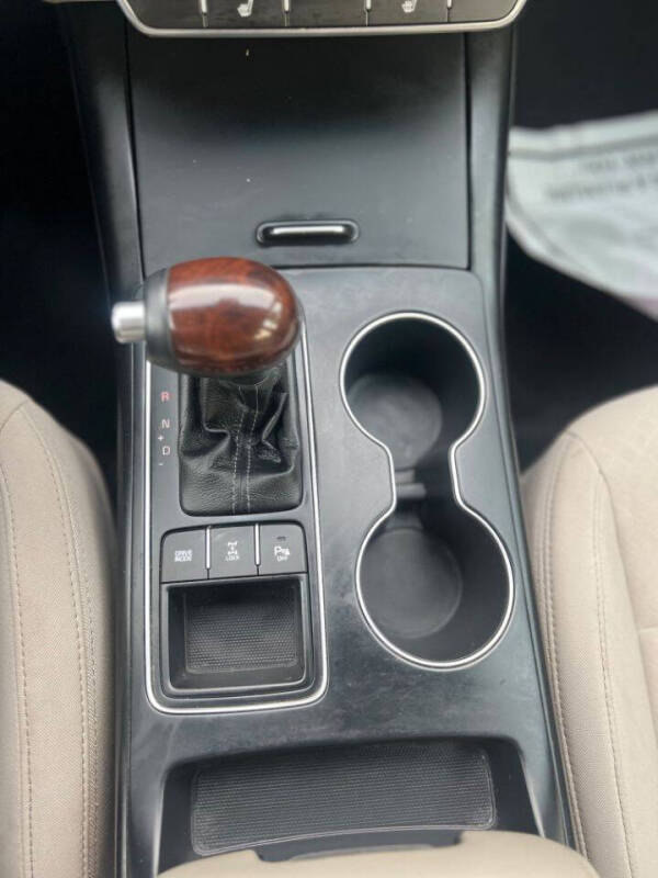 2017 Kia Sorento LX
