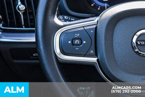 2024 Volvo S60 B5 Core Dark Theme