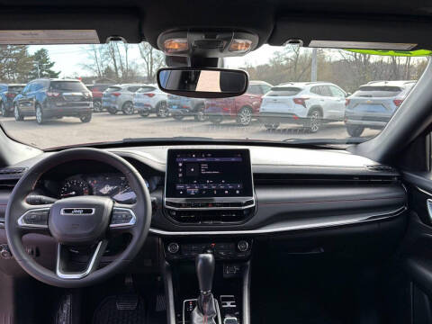 2023 Jeep Compass Trailhawk