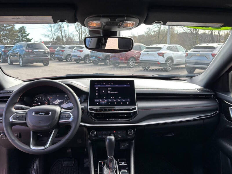 2023 Jeep Compass Trailhawk