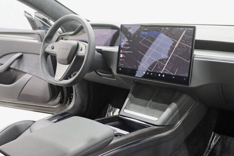2023 Tesla Model S Plaid