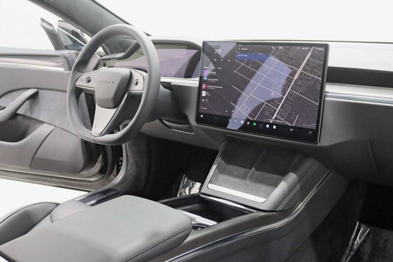 2023 Tesla Model S Plaid