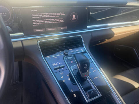 2022 Porsche Panamera 4S E-Hybrid