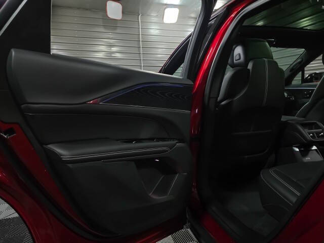 2024 Cadillac LYRIQ Sport 1