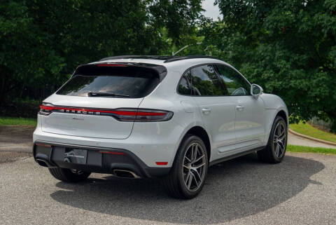 2025 Porsche Macan