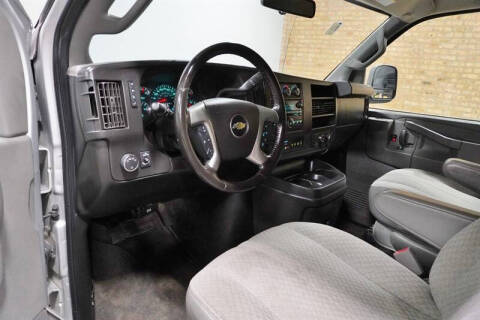 2017 Chevrolet Express LT 3500
