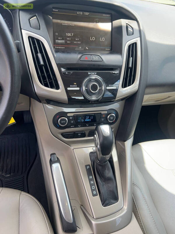 2012 Ford Focus SEL