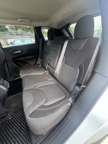 2016 Jeep Cherokee Latitude