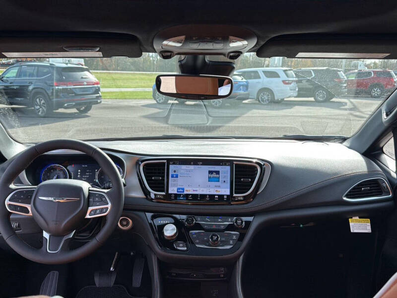 2026 Chrysler Pacifica Pinnacle