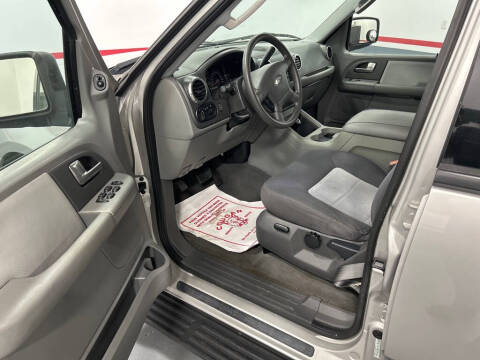 2003 Ford Expedition XLT