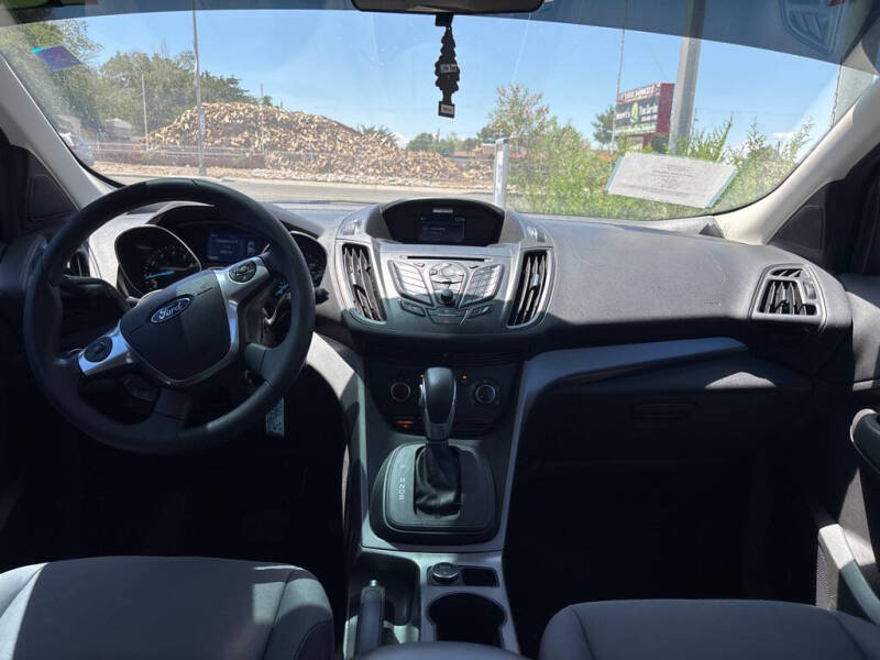 2015 Ford Escape SE