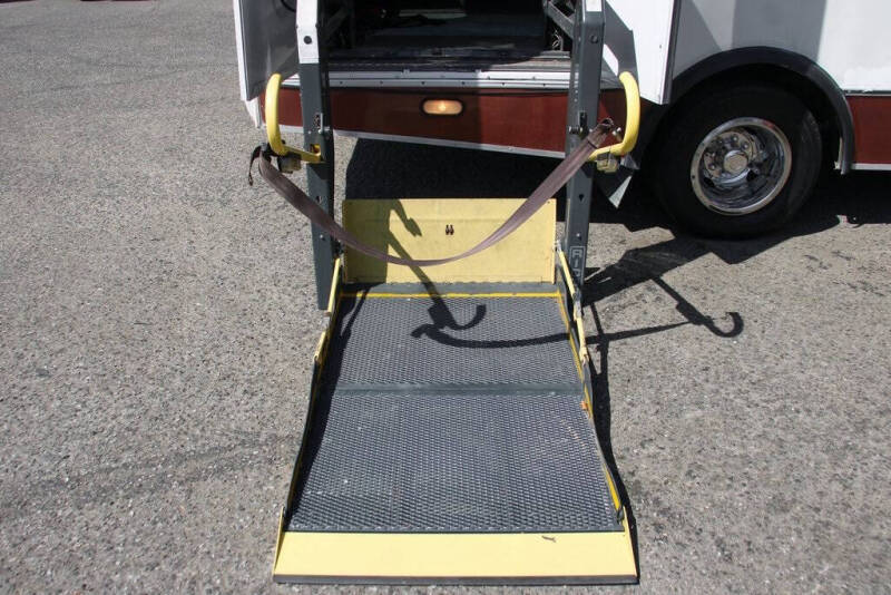 2012 Ford E-Series E-450 SD