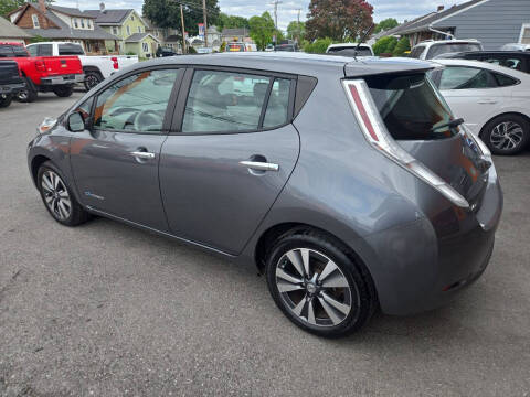 2015 Nissan LEAF SV