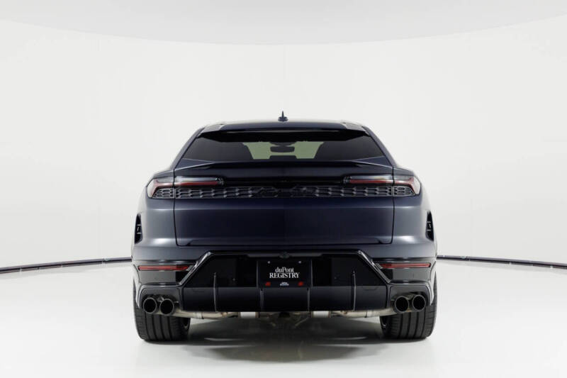 2025 Lamborghini Urus SE