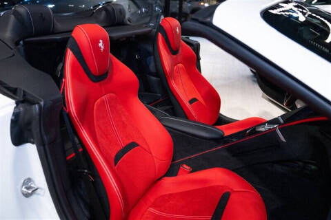 2025 Ferrari Roma Spider