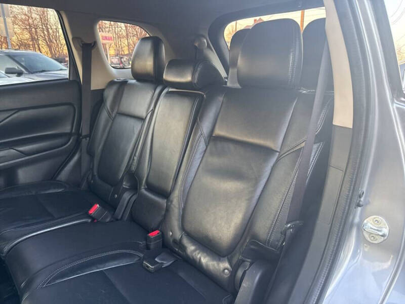 2020 Mitsubishi Outlander SEL