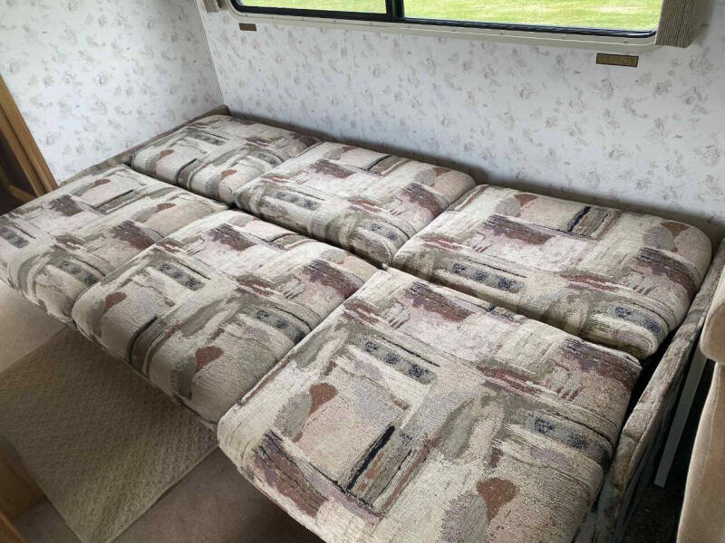 1998 Ford E-Series E-350