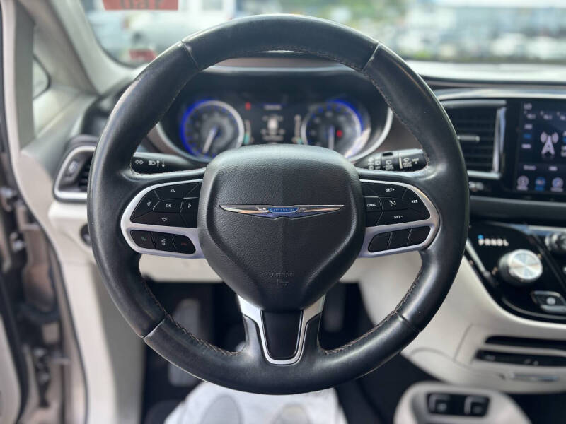 2018 Chrysler Pacifica Touring L Plus