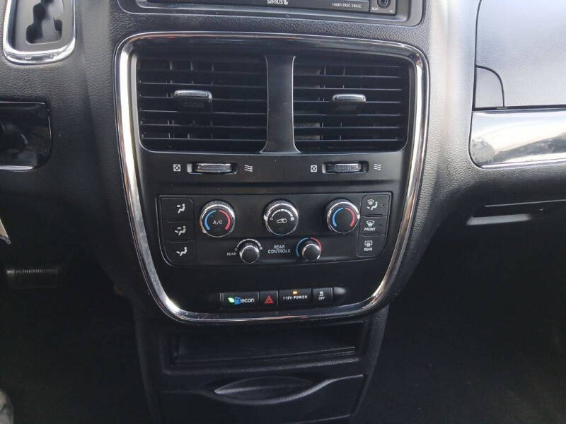 2020 Dodge Grand Caravan SE