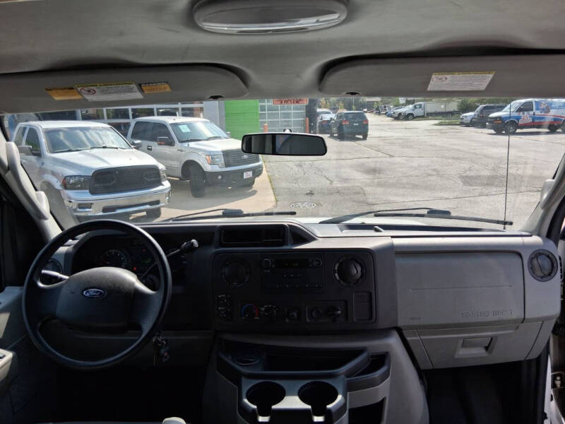 2009 Ford E-Series E-250