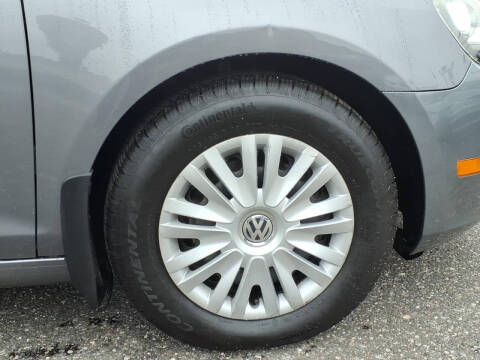 2011 Volkswagen Golf 2.5L PZEV
