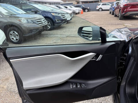 2013 Tesla Model S Performance