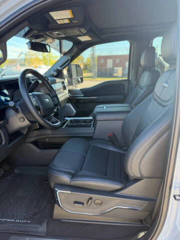 2026 Ford F-450 Super Duty Platinum