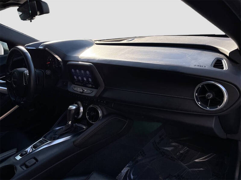 2023 Chevrolet Camaro LT