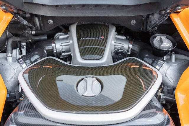 2013 McLaren MP4-12C Spider