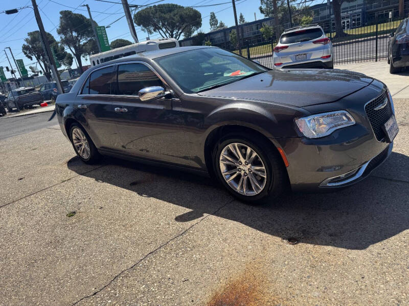 2016 Chrysler 300 C