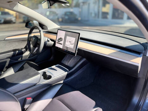 2021 Tesla Model 3 Performance