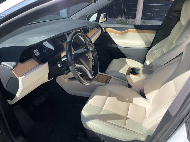 2020 Tesla Model X Long Range