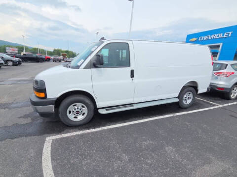2025 GMC Savana 2500