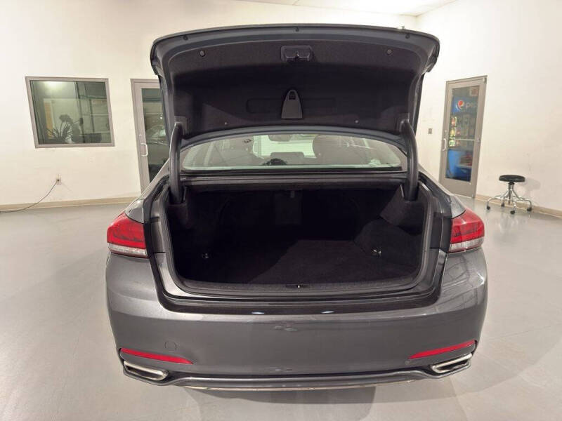 2020 Genesis G80