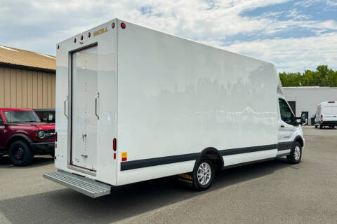 2023 Ford E-Transit 350