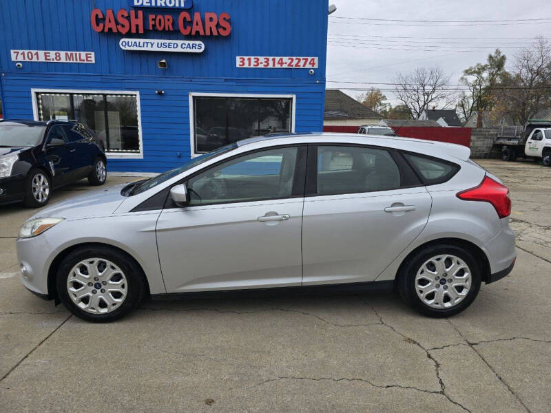 2012 Ford Focus SE photo 2