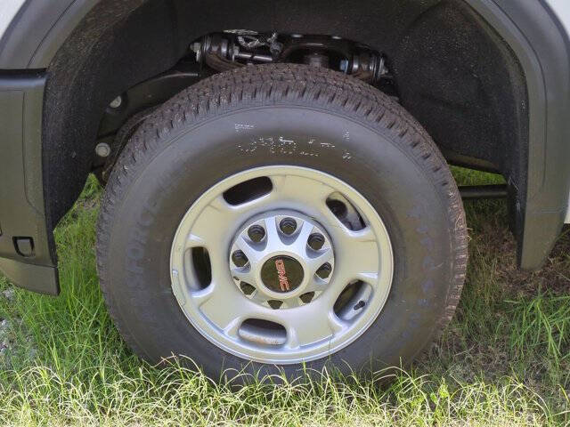 2024 GMC Sierra 2500HD Pro