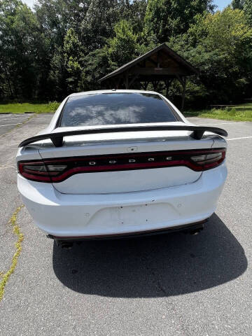 2018 Dodge Charger SXT
