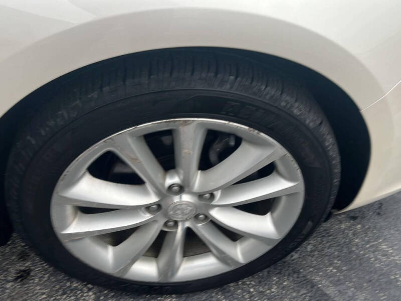 2013 Buick Verano Leather Group