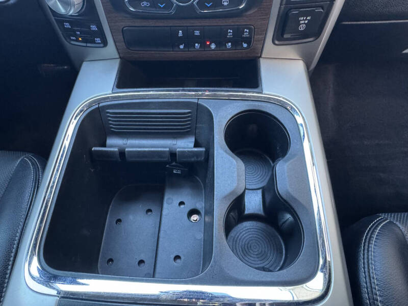 2017 RAM 1500 Laramie