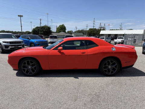 2017 Dodge Challenger SXT