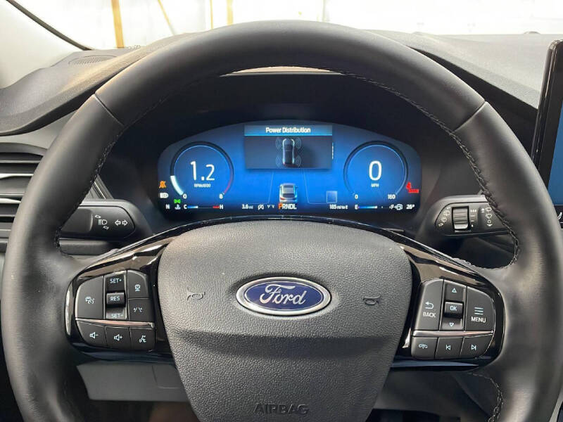 2026 Ford Escape Platinum