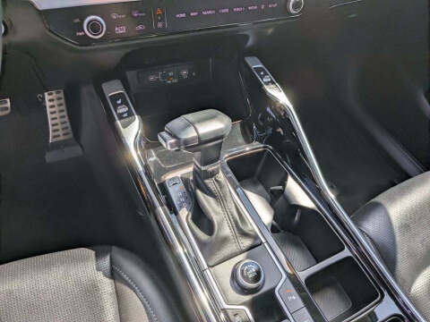 2025 Kia Sorento SX