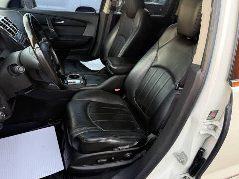 2011 GMC Acadia Denali