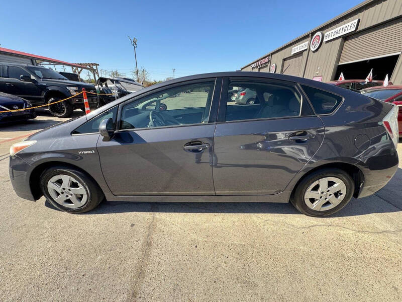 2011 Toyota Prius Two