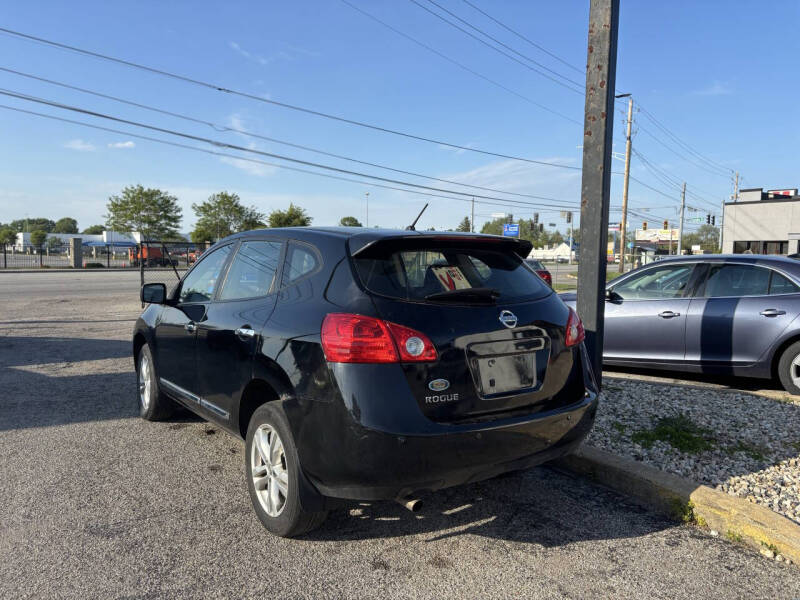 2013 Nissan Rogue S