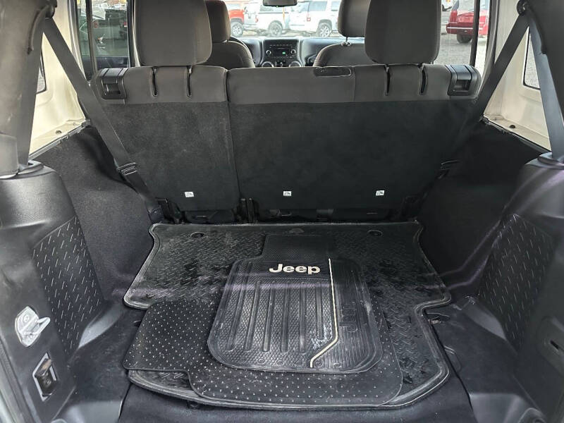 2016 Jeep Wrangler Unlimited Sport S