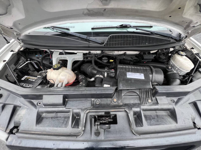 2018 GMC Savana 2500