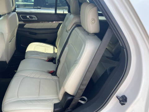 2016 Ford Explorer Platinum