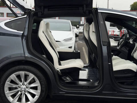 2017 Tesla Model X